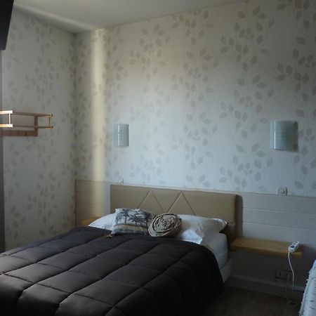 Les Chambres De La Gare Noyers-sur-Cher Kültér fotó